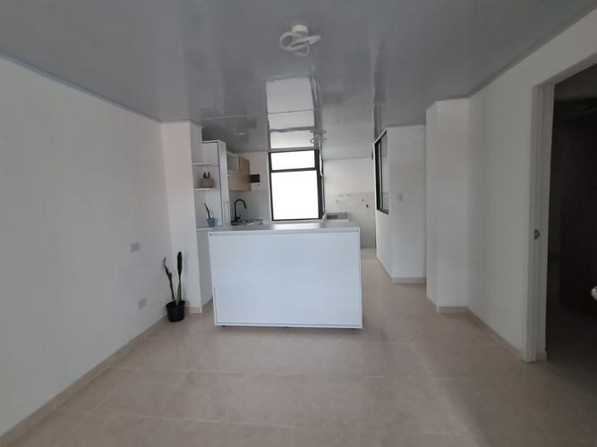 Apartamento de 3 alcobas en arriendo en La Gloria, Medellín, 75 m² · foto 11 de 20