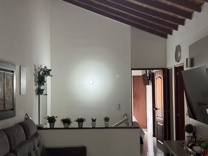Casa de 3 alcobas en venta en Versalles, Floridablanca, 132 m² · foto 11 de 24