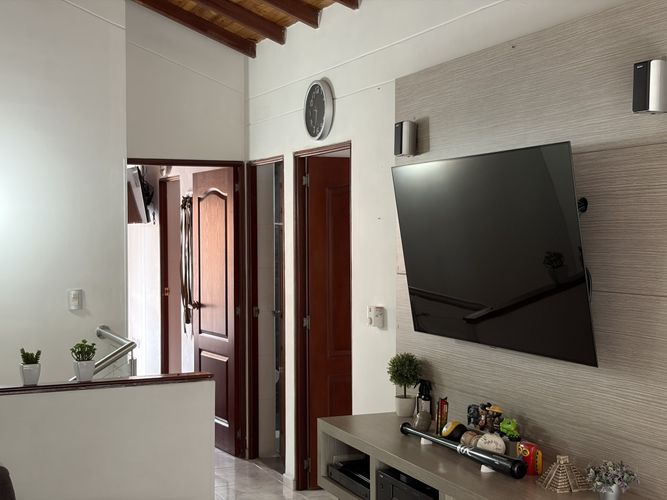 Casa de 3 alcobas en venta en Versalles, Floridablanca, 132 m² · foto 13 de 24