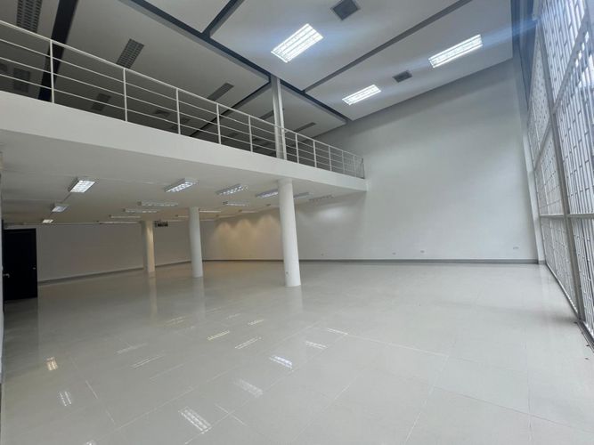 Local en arriendo en El Bosque, Cali, 450 m² · foto 7 de 22