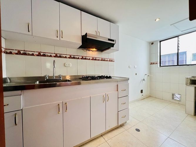 Apartamento de 3 alcobas en venta en Bella Suiza, Bogotá, 65 m² · foto 6 de 20