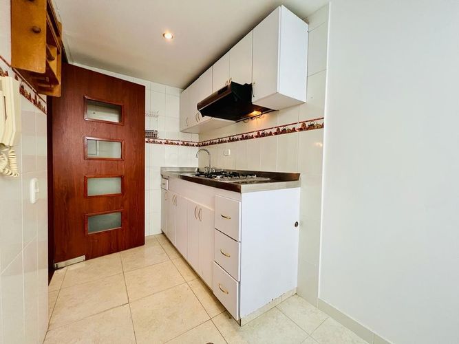 Apartamento de 3 alcobas en venta en Bella Suiza, Bogotá, 65 m² · foto 7 de 20