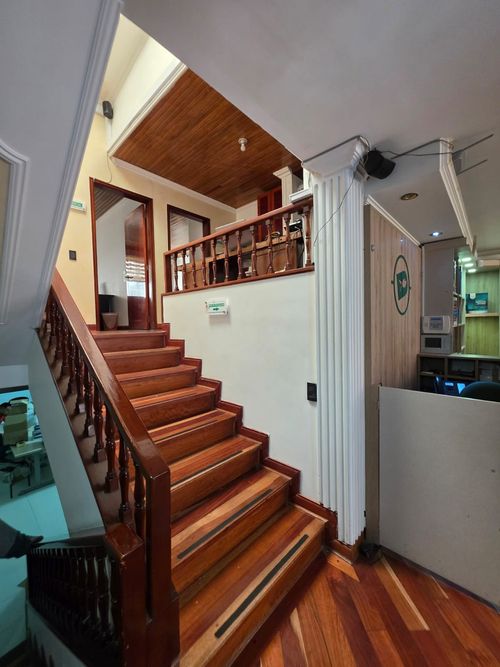 Casa de 6 alcobas en venta en Multicentro, Bogotá, 280 m² · foto 6 de 20