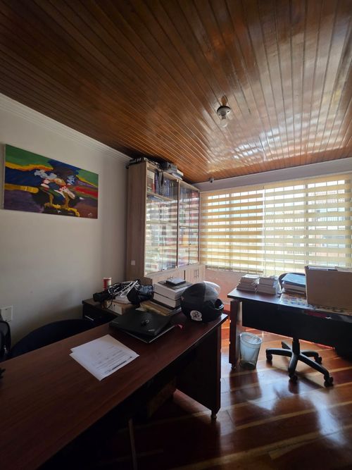 Casa de 6 alcobas en venta en Multicentro, Bogotá, 280 m² · foto 14 de 20