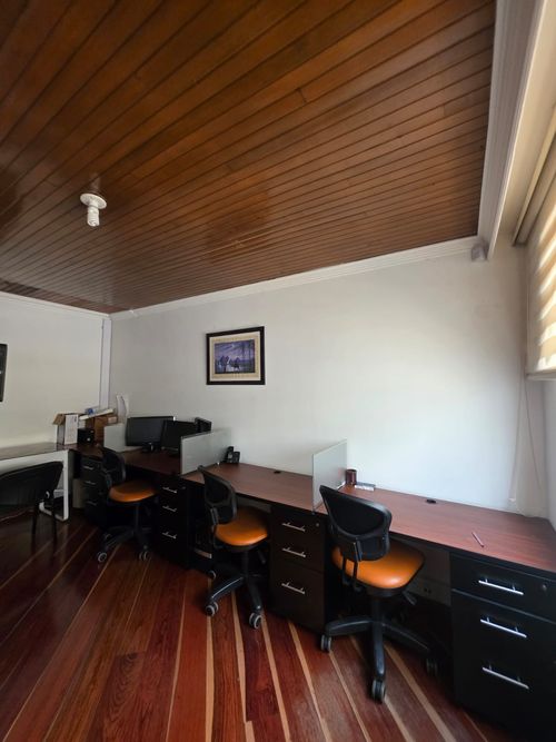 Casa de 6 alcobas en venta en Multicentro, Bogotá, 280 m² · foto 12 de 20