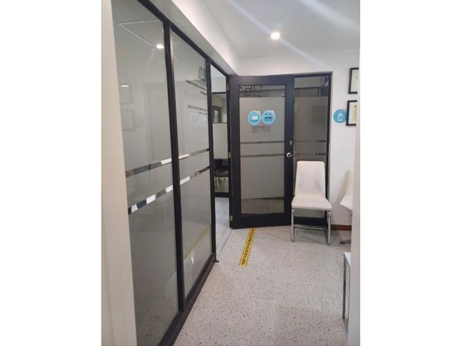 Consultorio en venta en Patio Bonito, Medellín, 29 m² · foto 3 de 10
