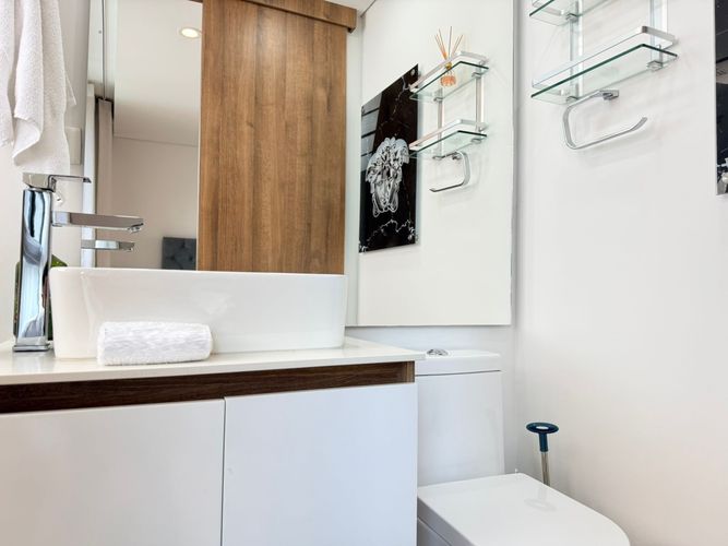 Apartamento de 4 alcobas en venta en El Poblado, Medellín, 230 m² · foto 16 de 18