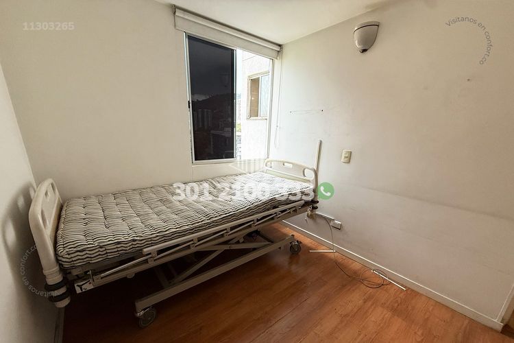 Apartamento de 3 alcobas en venta en Loma De Los Bernal, Medellín, 90 m² · foto 13 de 22