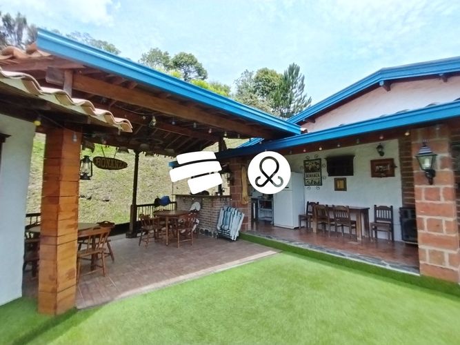 Casa de 3 alcobas en venta en Machado, Copacabana, 2000 m² · foto 8 de 24