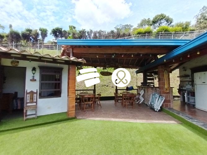 Casa de 3 alcobas en venta en Machado, Copacabana, 2000 m² · foto 10 de 24