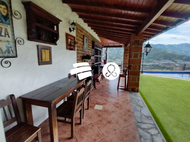Casa de 3 alcobas en venta en Machado, Copacabana, 2000 m² · foto 11 de 24