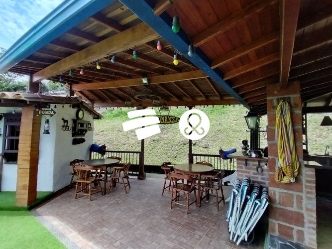 Casa de 3 alcobas en venta en Machado, Copacabana, 2000 m² · foto 12 de 24