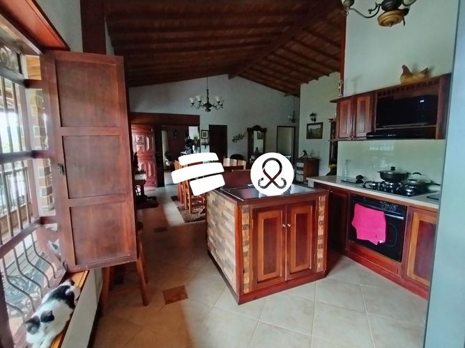 Casa de 3 alcobas en venta en Machado, Copacabana, 2000 m² · foto 22 de 24