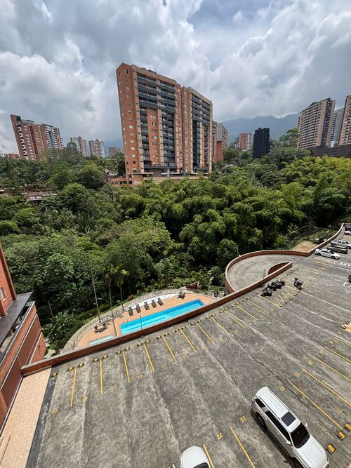Apartamento de 3 alcobas en arriendo en Loma Del Esmeraldal, Envigado, 88 m² · foto 15 de 15