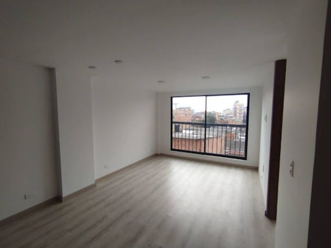 Apartamento de 3 alcobas en venta en Santa Rosita, Bogotá, 60 m² · foto 4 de 15