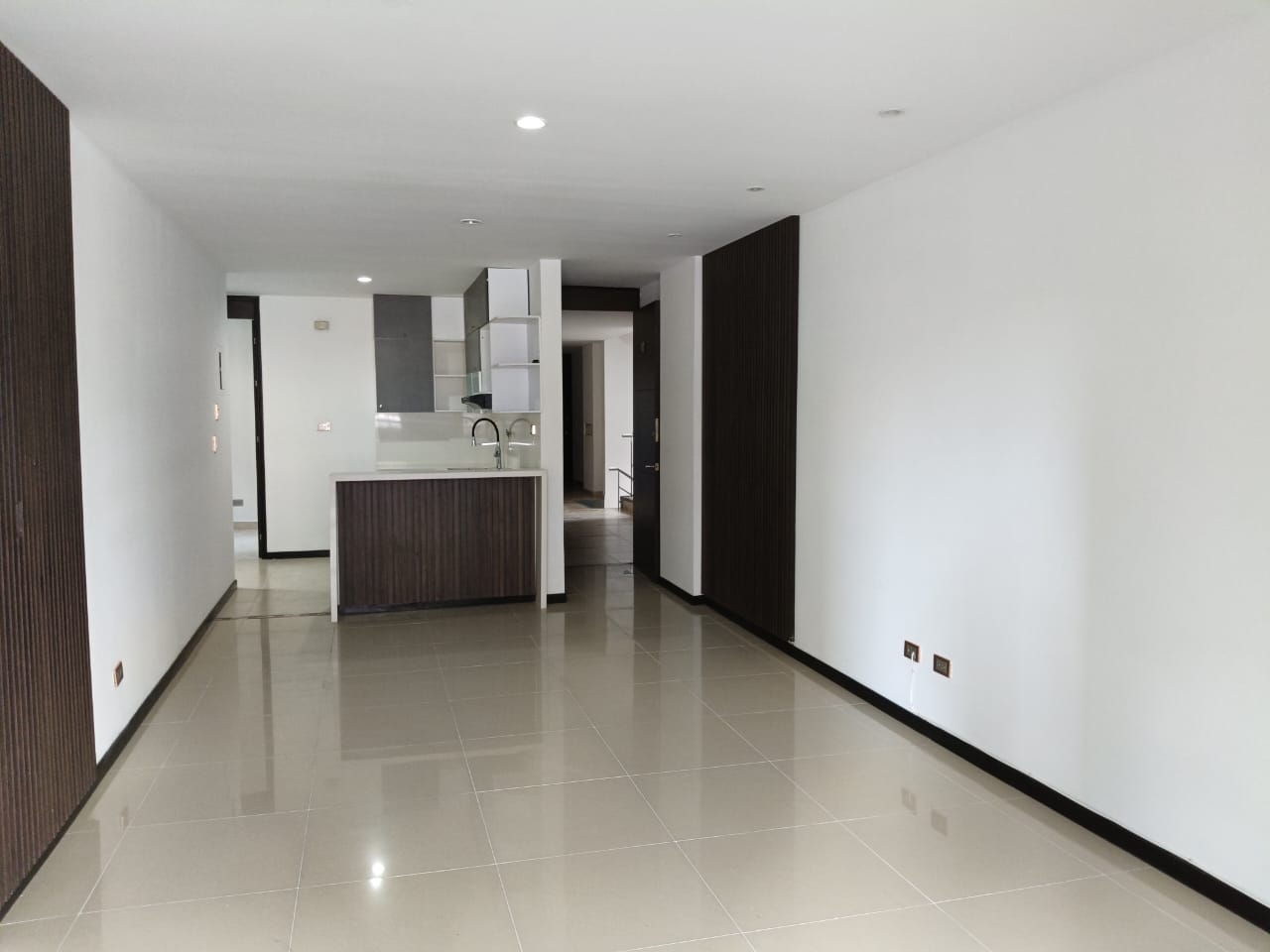 Apartamento en arriendo en Castropol, Medellín · foto 7 de 21