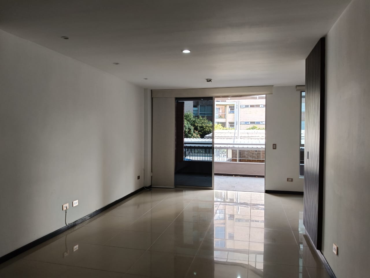 Apartamento en arriendo en Castropol, Medellín · foto 8 de 21