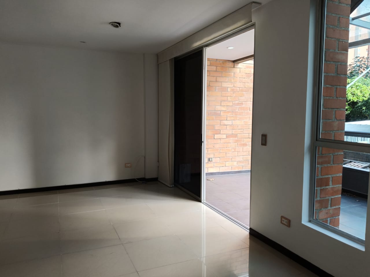 Apartamento en arriendo en Castropol, Medellín · foto 11 de 21