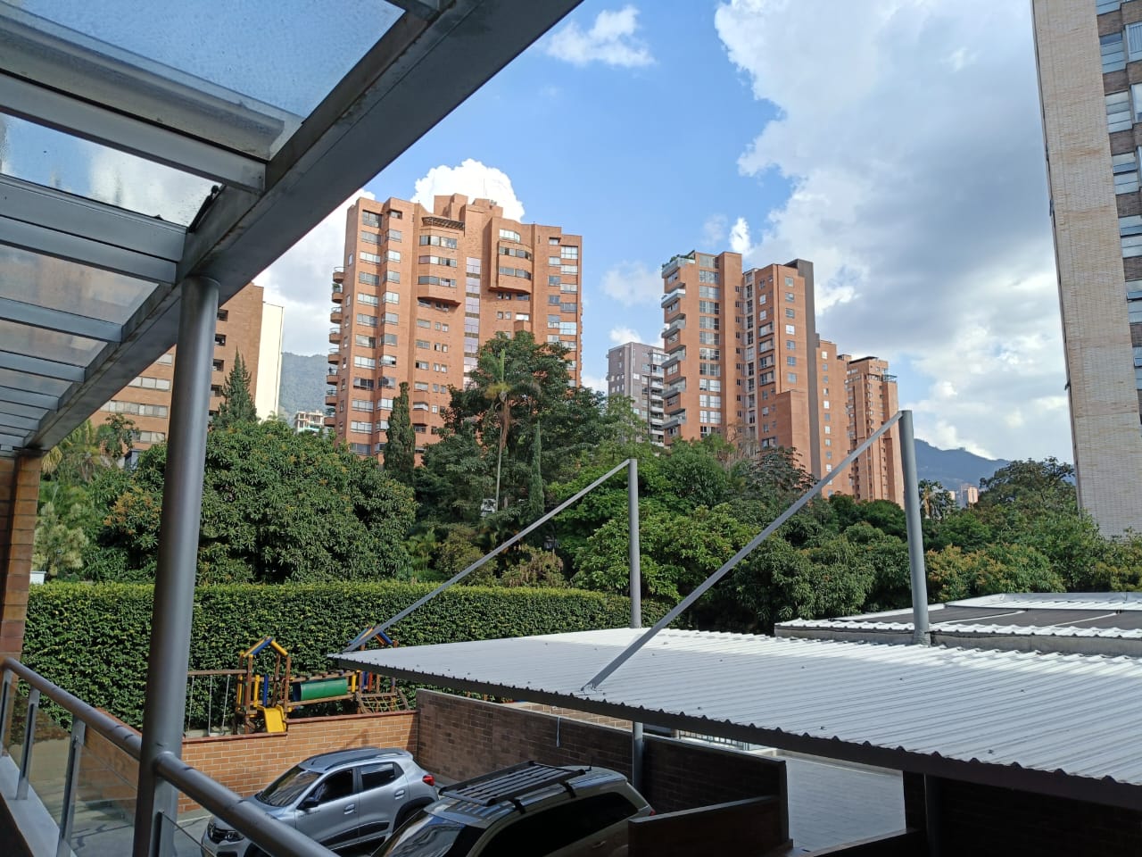 Apartamento en arriendo en Castropol, Medellín · foto 21 de 21