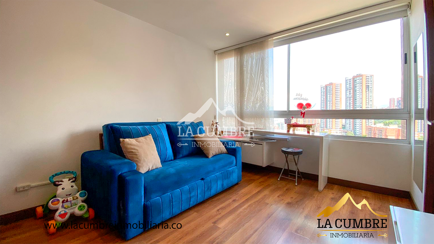 Apartamento de 3 alcobas en arriendo en Castropol, Medellín, 138 m² · foto 11 de 16