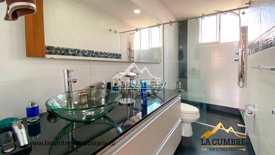 Apartamento de 3 alcobas en arriendo en Castropol, Medellín, 138 m² · foto 16 de 16