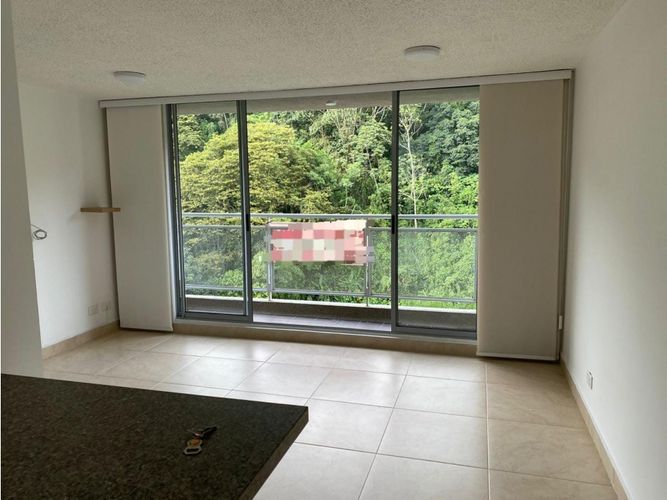 Apartamento de 3 alcobas en venta en Mejia Robledo, Pereira, 74 m² · foto 2 de 8
