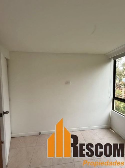Apartamento de 2 alcobas en arriendo en Castropol, Medellín, 80 m² · foto 8 de 10