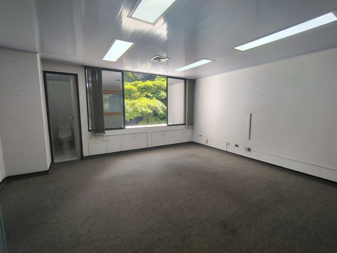 Oficina en arriendo en El Poblado, Medellín, 38 m² · foto 6 de 9