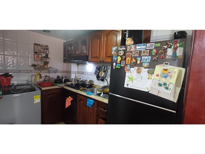 Apartamento de 3 alcobas en venta en Acevedo Tejada, Bogotá, 76 m² · foto 3 de 10