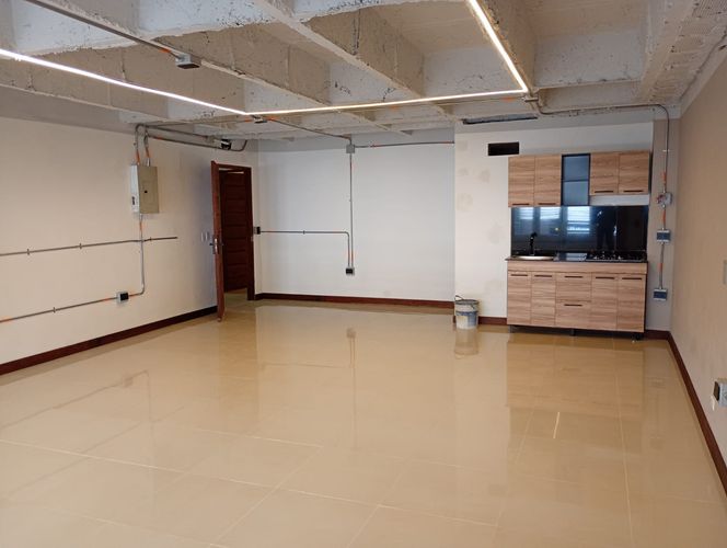 Oficina en arriendo en Perpetuo Socorro, Medellín, 64 m² · foto 7 de 13