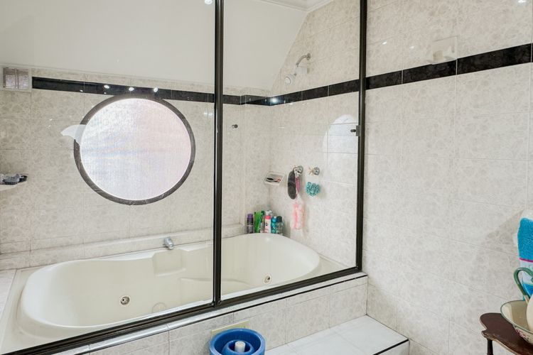 Casa de 5 alcobas en venta en Club De Los Lagartos, Bogotá, 267 m² · foto 16 de 24