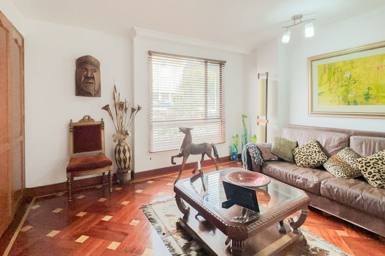 Casa de 5 alcobas en venta en Club De Los Lagartos, Bogotá, 267 m² · foto 21 de 24