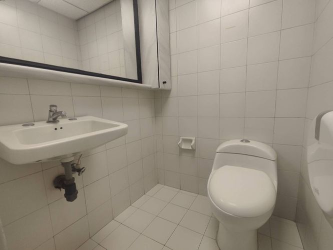 Oficina en arriendo en Milla De Oro, Medellín, 135 m² · foto 9 de 10