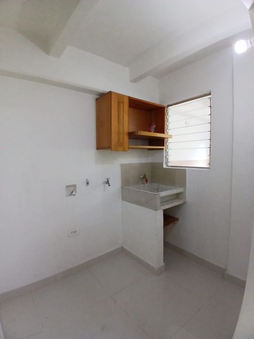 Apartamento de 3 alcobas en arriendo en El Poblado, Medellín, 88 m² · foto 5 de 17