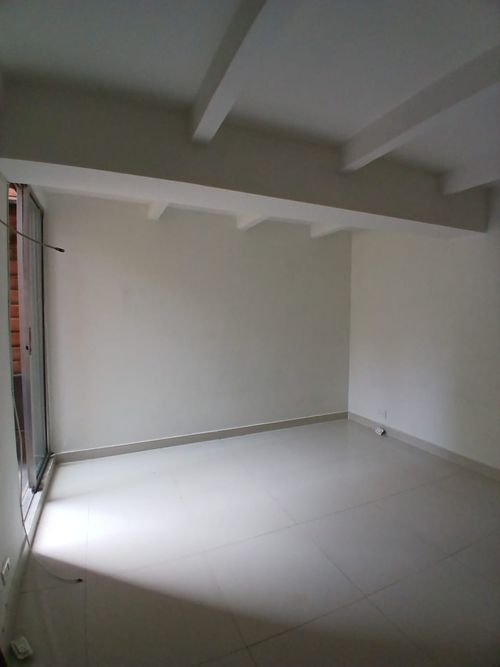 Apartamento de 3 alcobas en arriendo en El Poblado, Medellín, 88 m² · foto 10 de 17