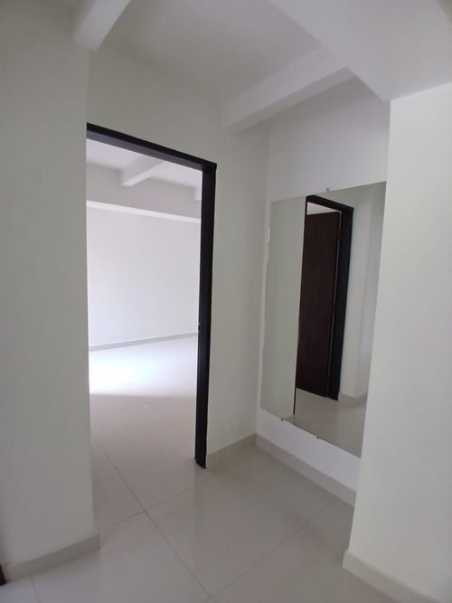 Apartamento de 3 alcobas en arriendo en El Poblado, Medellín, 88 m² · foto 12 de 17