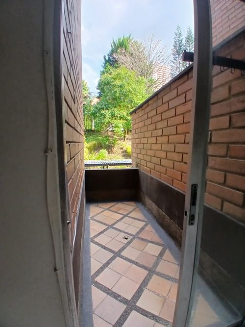 Apartamento de 3 alcobas en arriendo en El Poblado, Medellín, 88 m² · foto 15 de 17