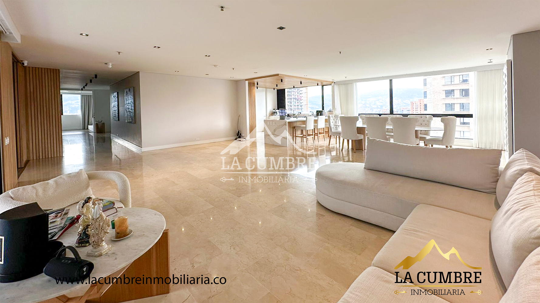 Apartamento en arriendo en El Poblado, Medellín · foto 2 de 20