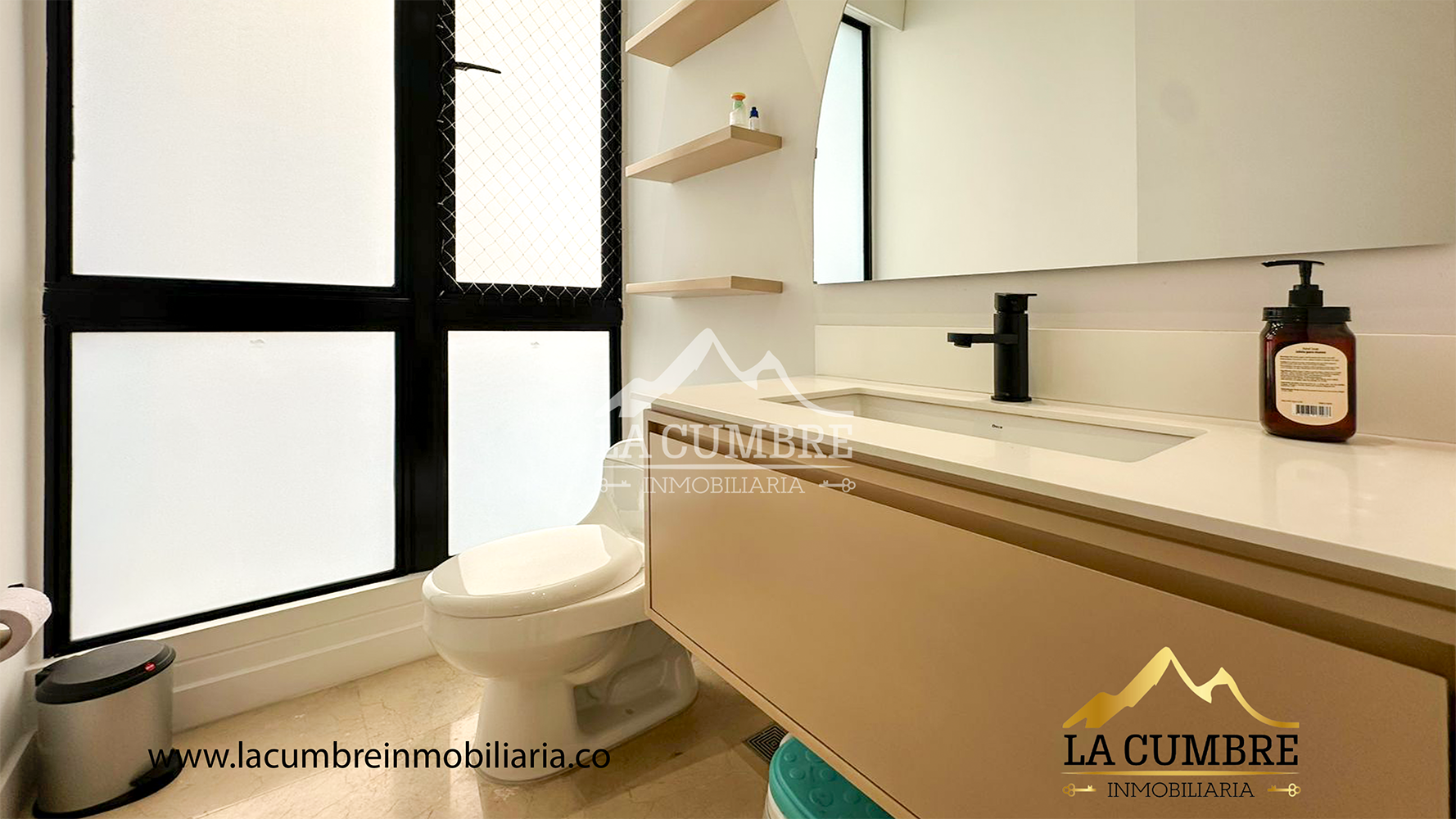 Apartamento en arriendo en El Poblado, Medellín · foto 16 de 20