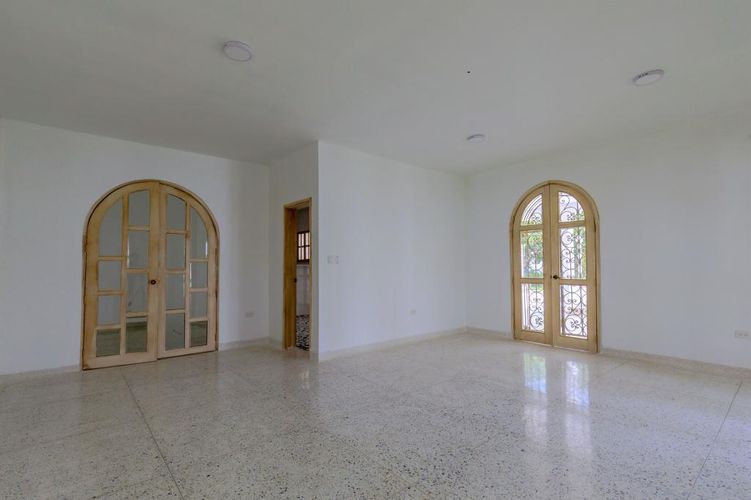 Casa de 5 alcobas en arriendo en Pradomar, Puerto Colombia, 461 m² · foto 8 de 24