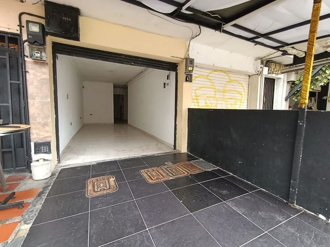 Local en arriendo en Laureles, Medellín, 90 m² · foto 2 de 17