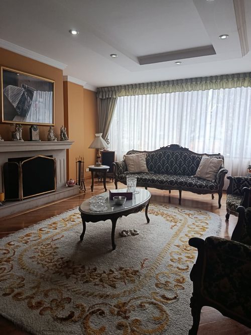 Apartamento de 5 alcobas en venta en Bella Suiza, Bogotá, 385 m² · foto 3 de 24