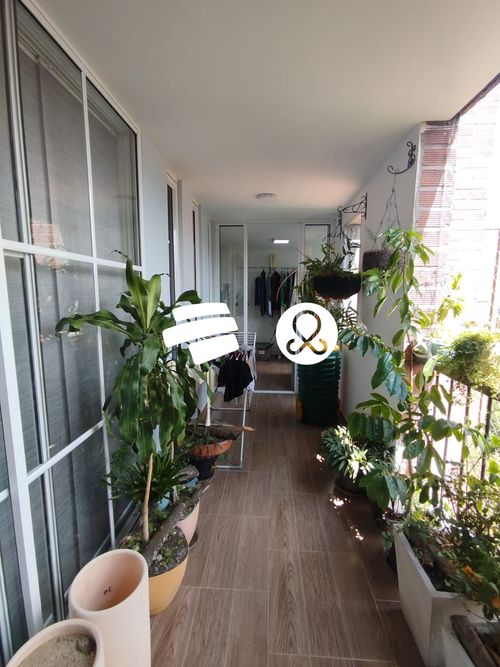 Apartamento de 3 alcobas en venta en Laureles, Medellín, 156 m² · foto 19 de 24