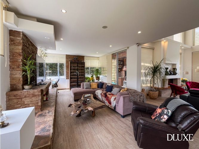 Casa de 5 alcobas en venta en Las Palmas, Medellín, 607 m² · foto 5 de 24
