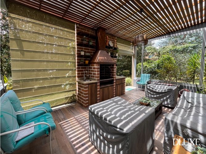 Casa de 5 alcobas en venta en Las Palmas, Medellín, 607 m² · foto 12 de 24