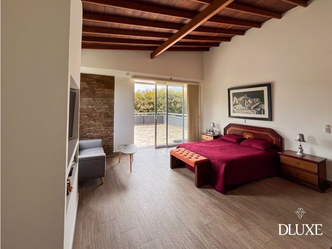 Casa de 5 alcobas en venta en Las Palmas, Medellín, 607 m² · foto 17 de 24
