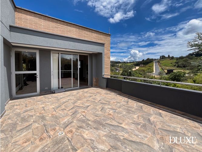 Casa de 5 alcobas en venta en Las Palmas, Medellín, 607 m² · foto 20 de 24