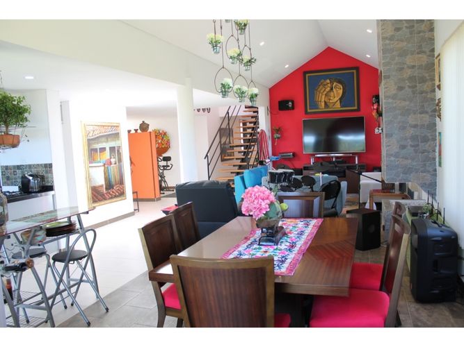 Casa de 3 alcobas en venta en Canelon Centro, Chía, 219 m² · foto 6 de 24