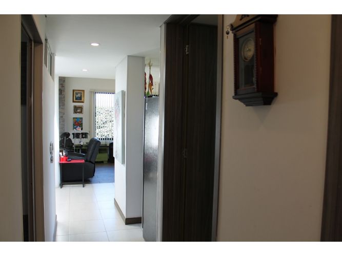 Casa de 3 alcobas en venta en Canelon Centro, Chía, 219 m² · foto 13 de 24