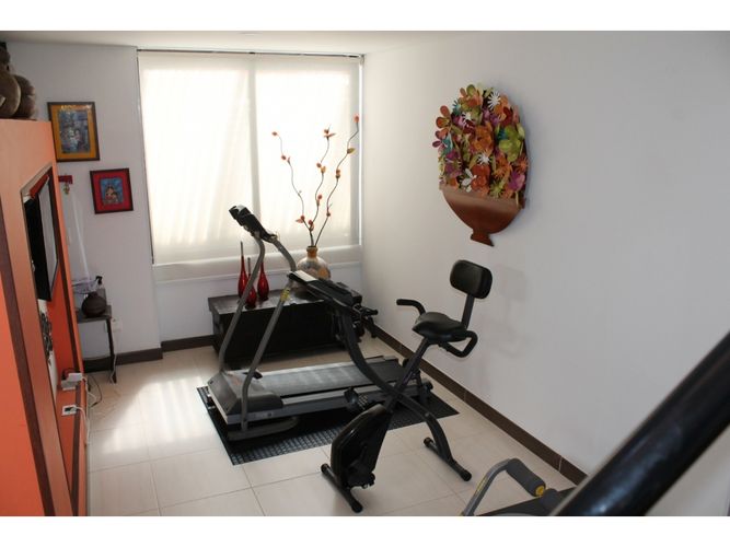 Casa de 3 alcobas en venta en Canelon Centro, Chía, 219 m² · foto 14 de 24